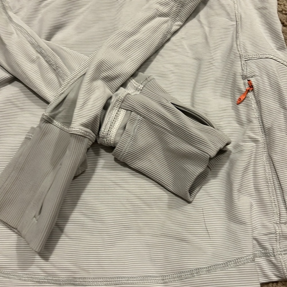 Lululemon half zip - Picture 2 of 4